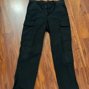 UNIQLO Cargo Pants (Men)